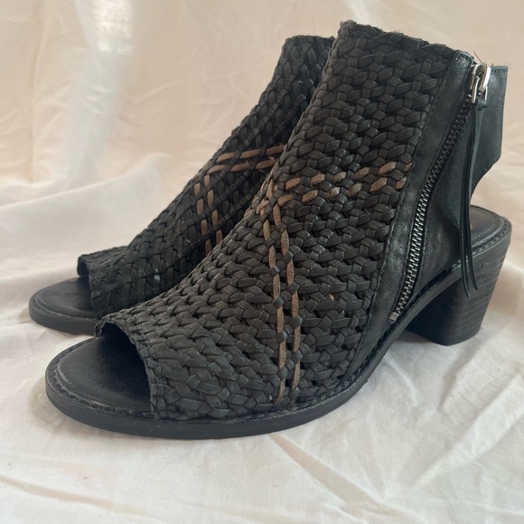 Sam Edelman Shoes - Sam Edelman Black and Brown Leather Woven Block Heel the Cooper